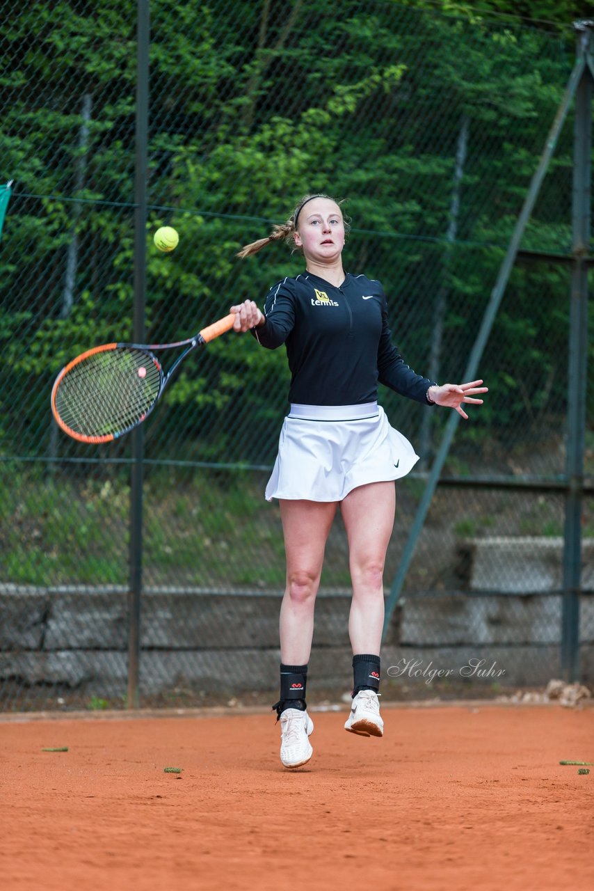 Ann-Sophie Funke 126 - NL Uhlenhorster HC - VfL Westercelle : Ergebnis: 1:8